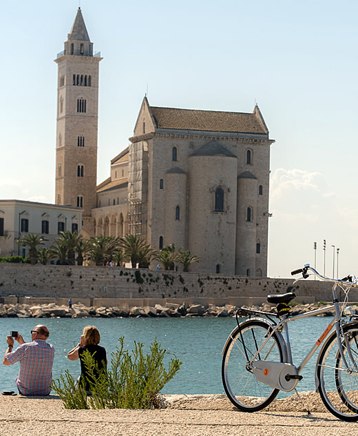 Discover Trani Cathedral on a bike